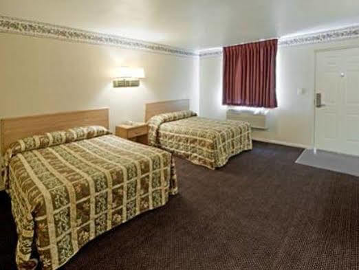 Americas Best Value Inn Mckinney Exterior photo